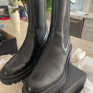 Zara Elegant Black Leather Boots